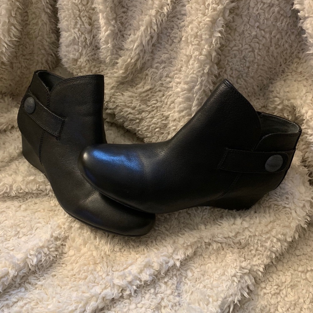 Rockport Leather Wedge Booties
